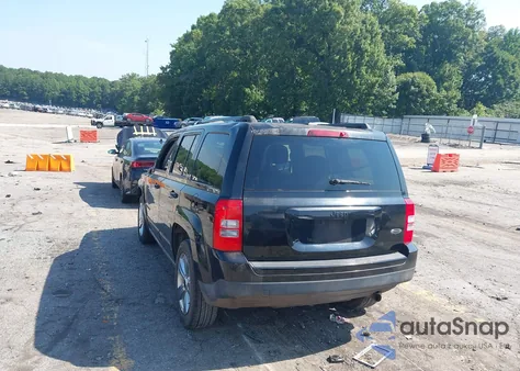 2015 Jeep Patriot Sport из США, поврежденный, VIN 1C4NJPBA6FD329000